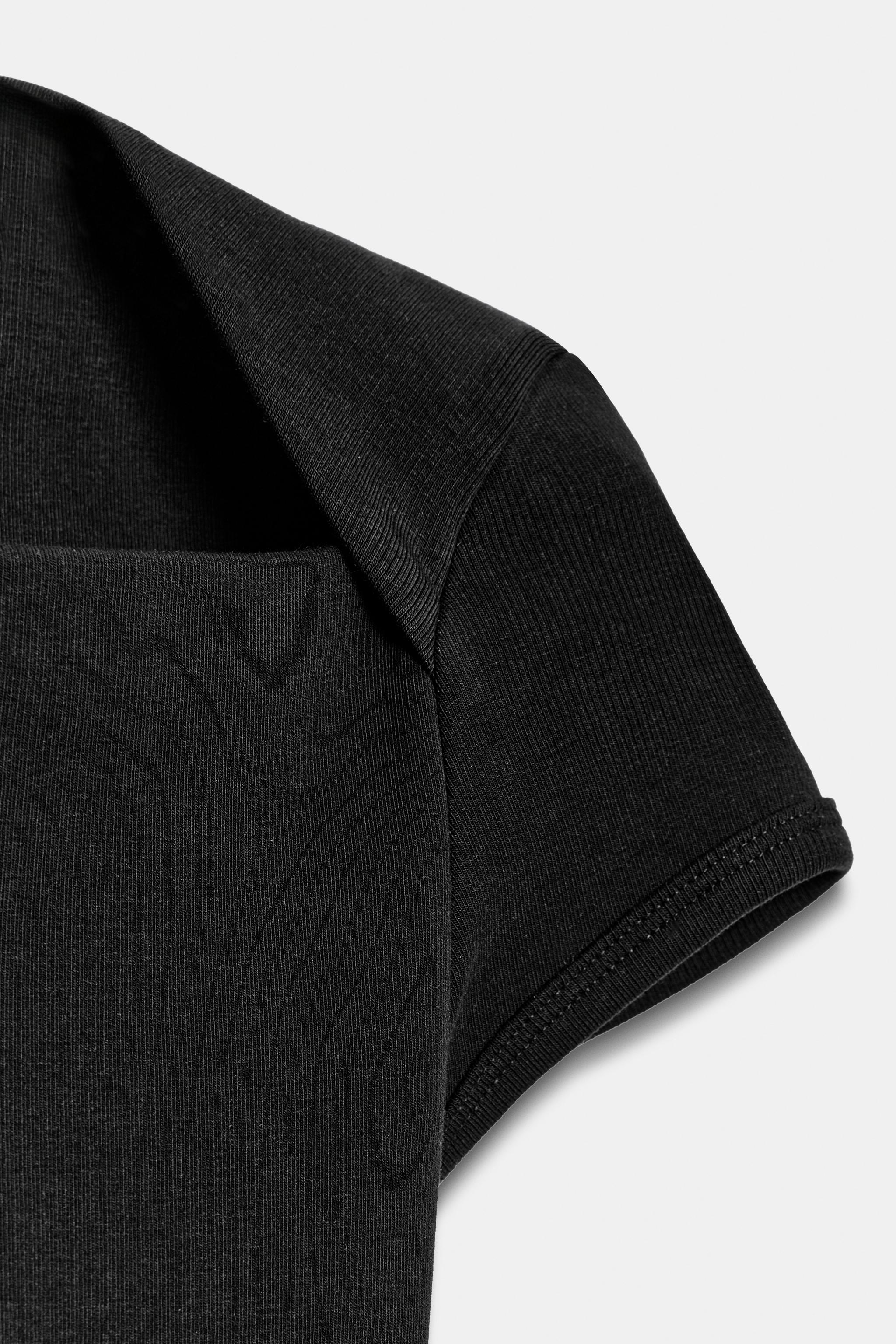 SQUARE NECKLINE T-SHIRT